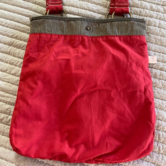4/$16 Old Navy Shoulder Bag plus Life is Good Shoulder Bag - Picture 5 of 16